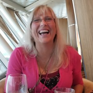 Meet your Posher, Darlene